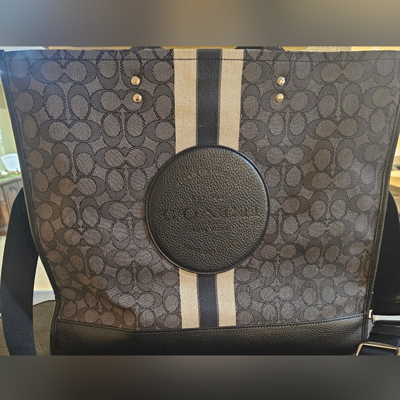 Coach Handbags - COACH DEMPSEY 40 STYLE Black and Tan Tote Bag
